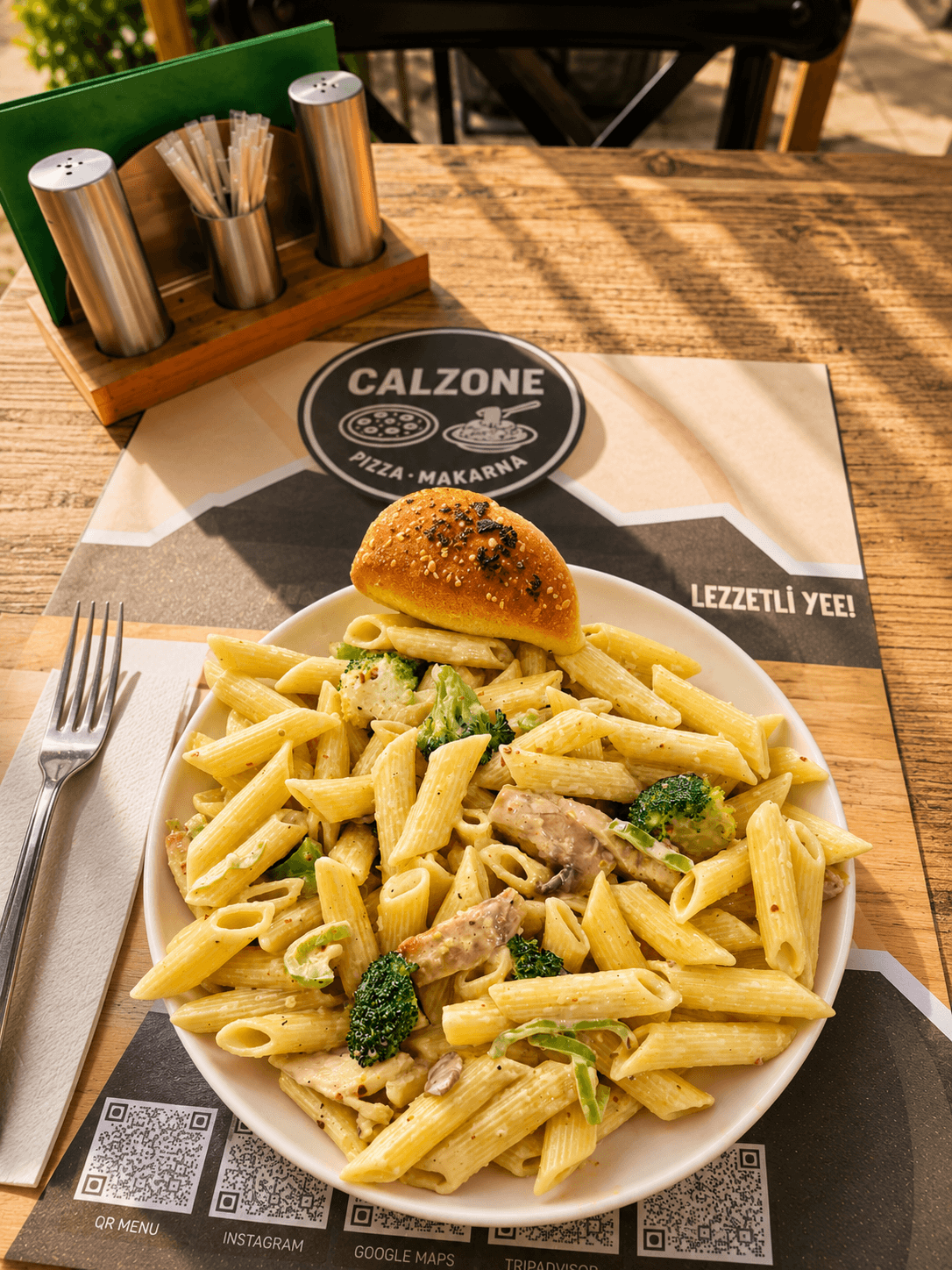Kremalı Tavuklu Penne